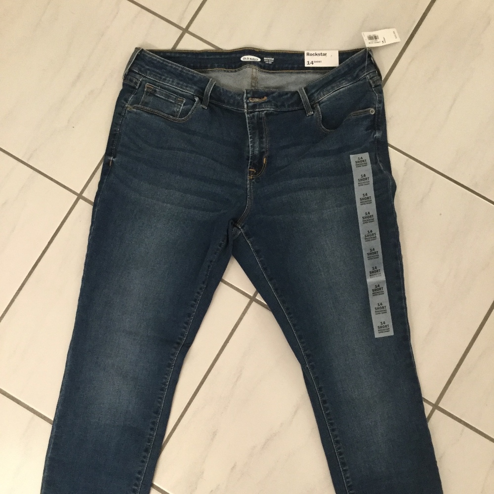NWT Old Navy Rockstar Jeans